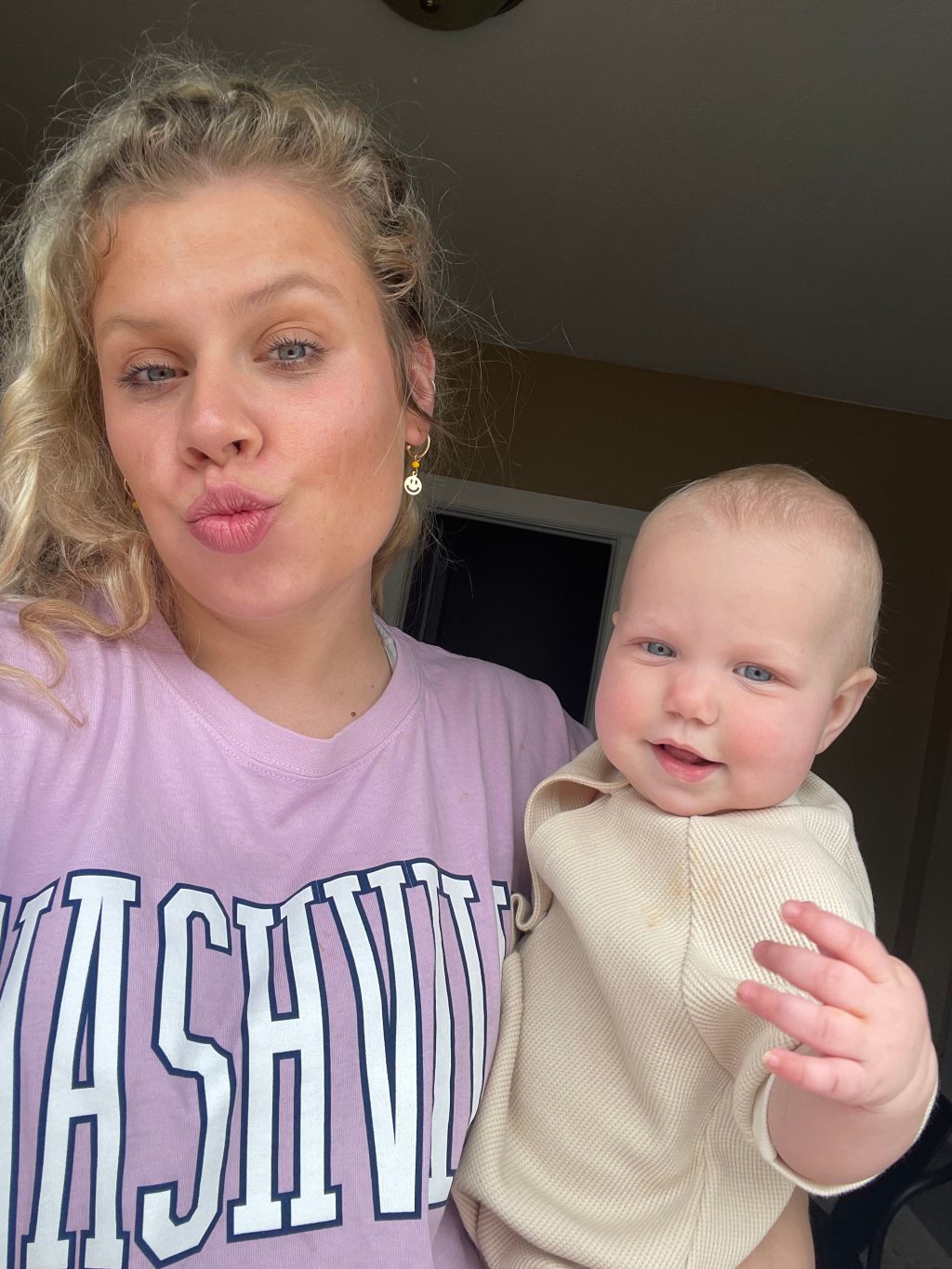 Stay At Home Mom Cleaning&nbsp;Hacks